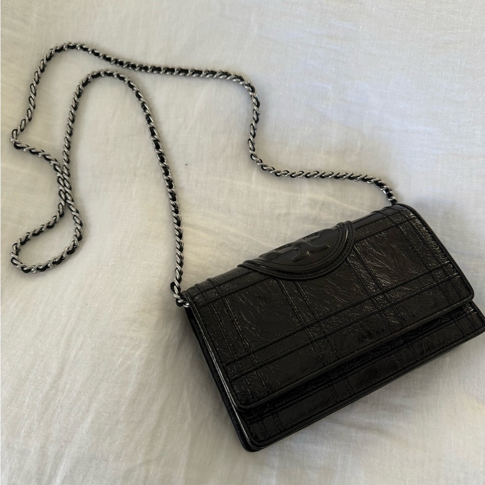 Tory Burch FLEMING SOFT CHAIN WALLET, Patent